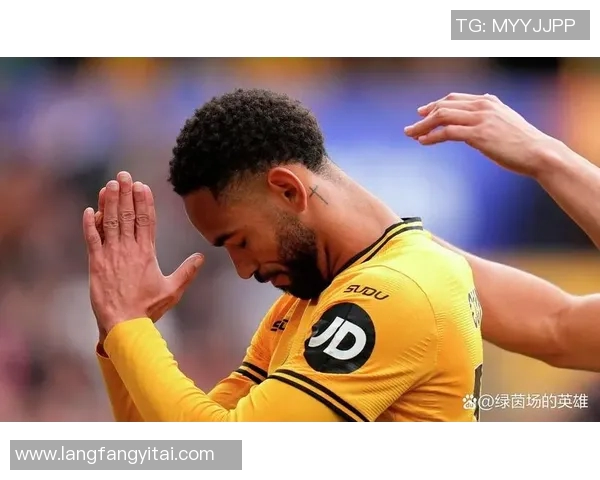 范戴克当选英超月度最佳球员实力诠释防守核心实至名归